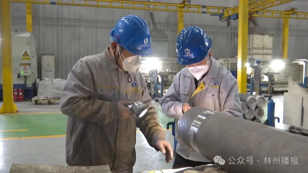 转发【专家人才风采录】张晓东：“钢劲儿”十足的领路人